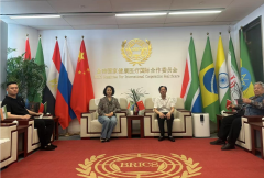 山东省海促会会长沙涛一行拜访金健委中国事务，共拓健康医疗合作新篇